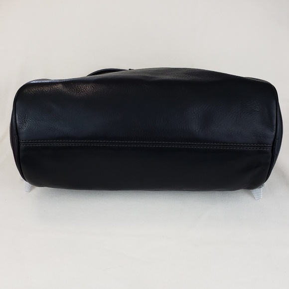 *SOLD* Florentine Dooney and Bourke Black Medium - Picture 4 of 8